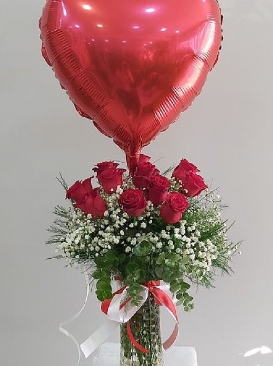 Kırmızı Güllü Vazo Kalpli Balon